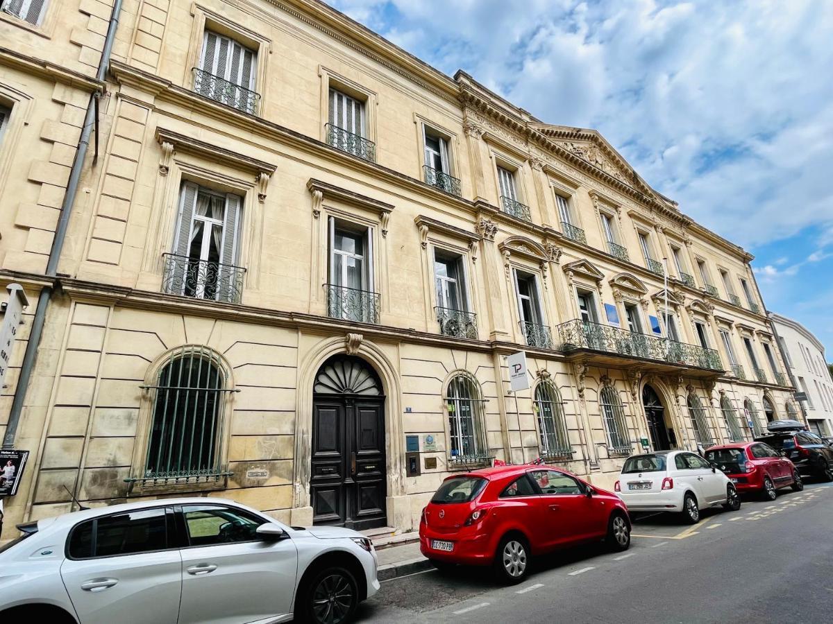 Duplex Loft: Cozy Retreat with Private Parking and Netflix Apartment Avignon Exterior photo